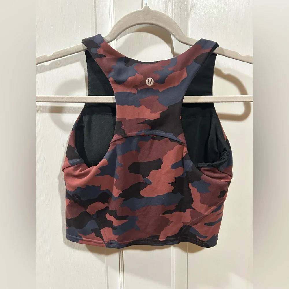 Lululemon Invigorate Training Tank Top Heritage 365 Camo Smoky Red Night Sea sz4 - Picture 6 of 7